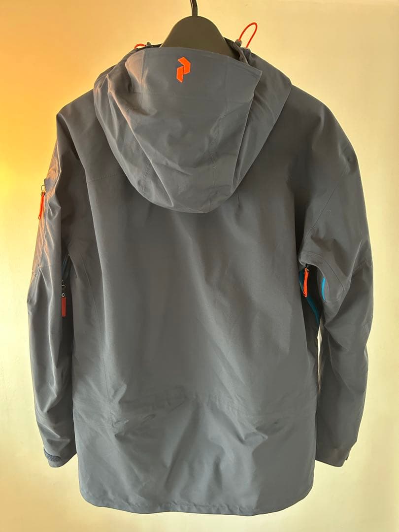 peakperformance ピークパフォーマンス　ゴアテックスジャケット美品