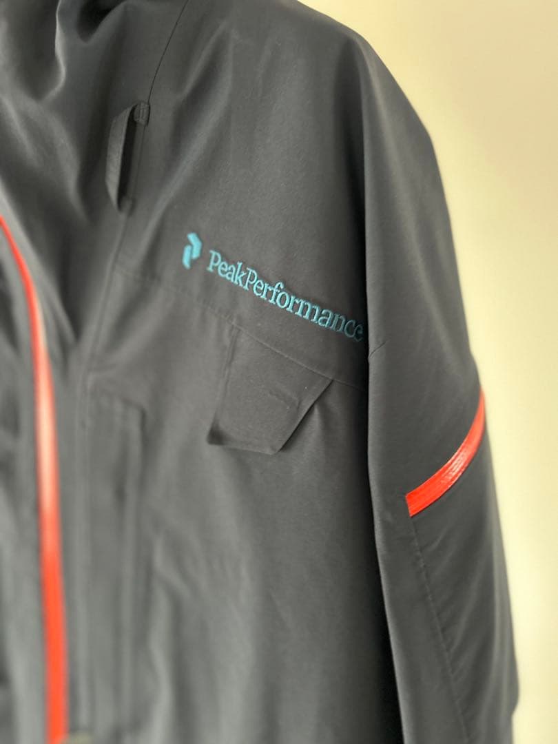 peakperformance ピークパフォーマンス　ゴアテックスジャケット美品