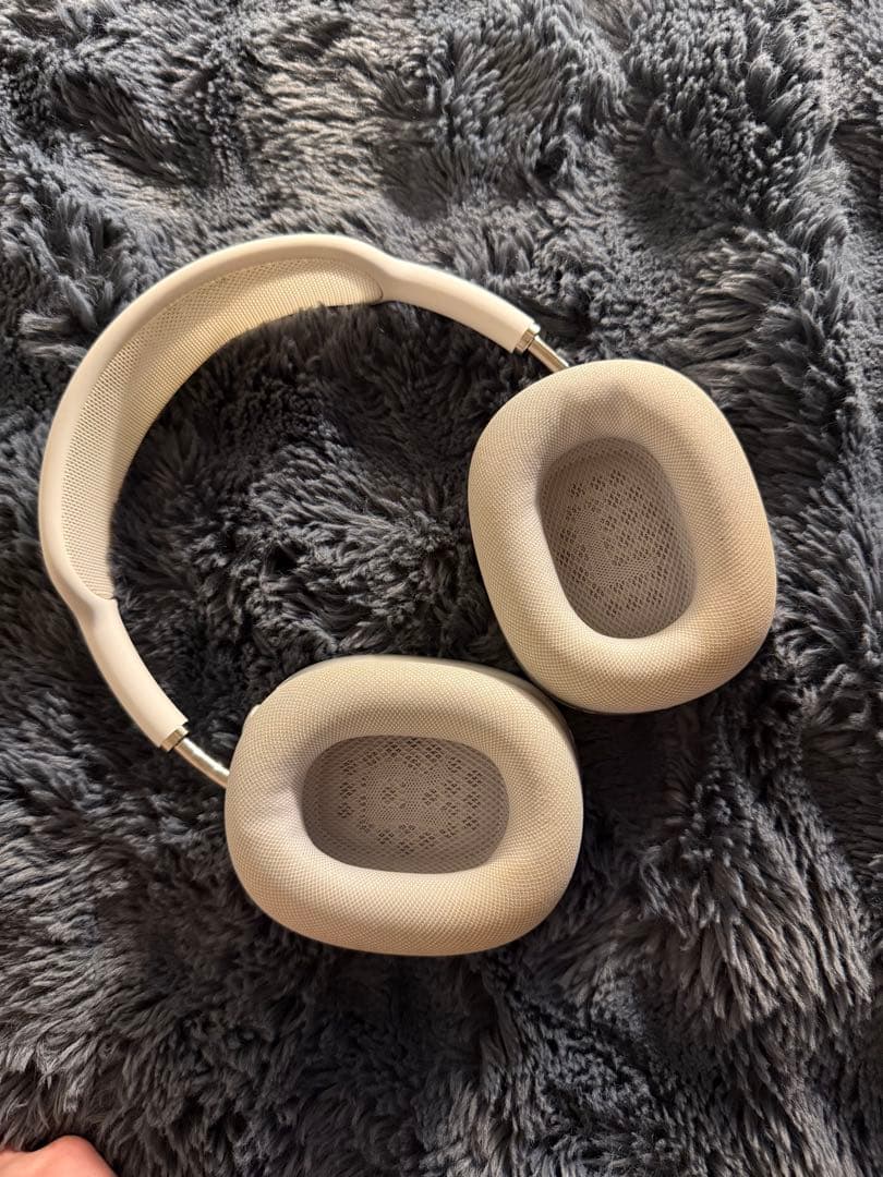 ヘッドホン AirPods Pro max - white