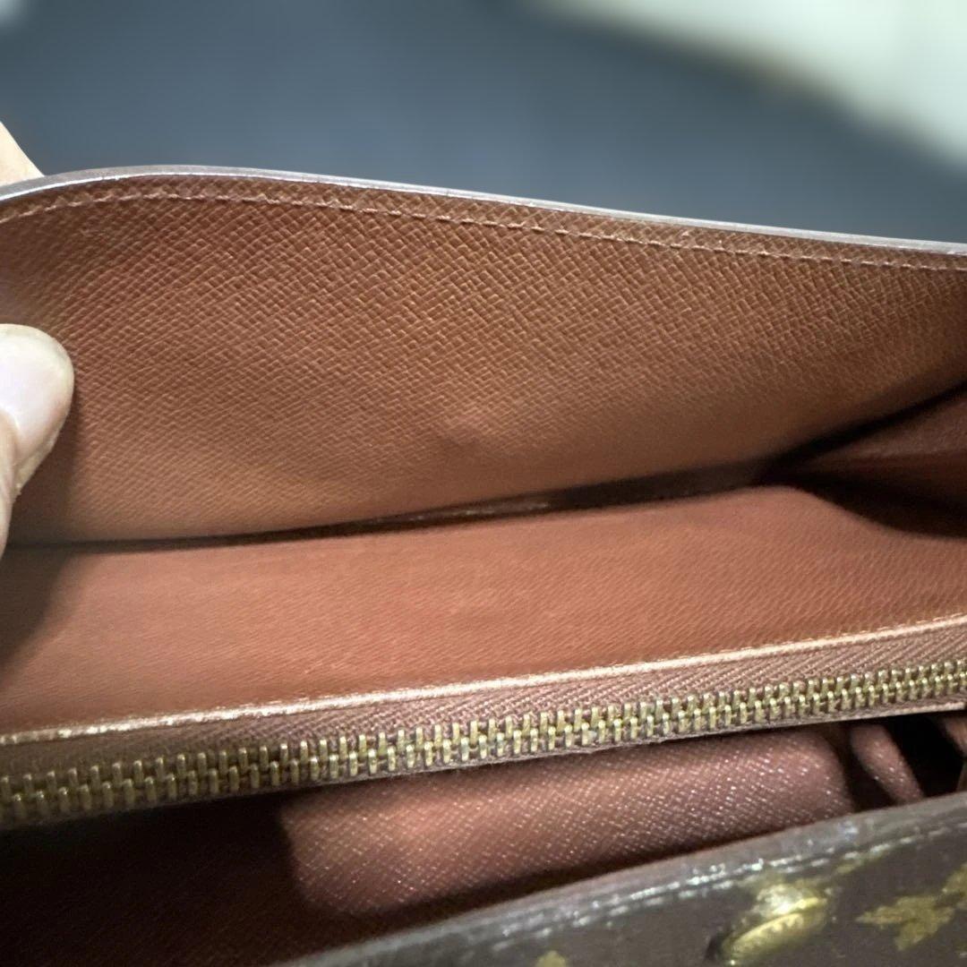 ⑦☆良品☆フラットタイプ♪サラ長財布