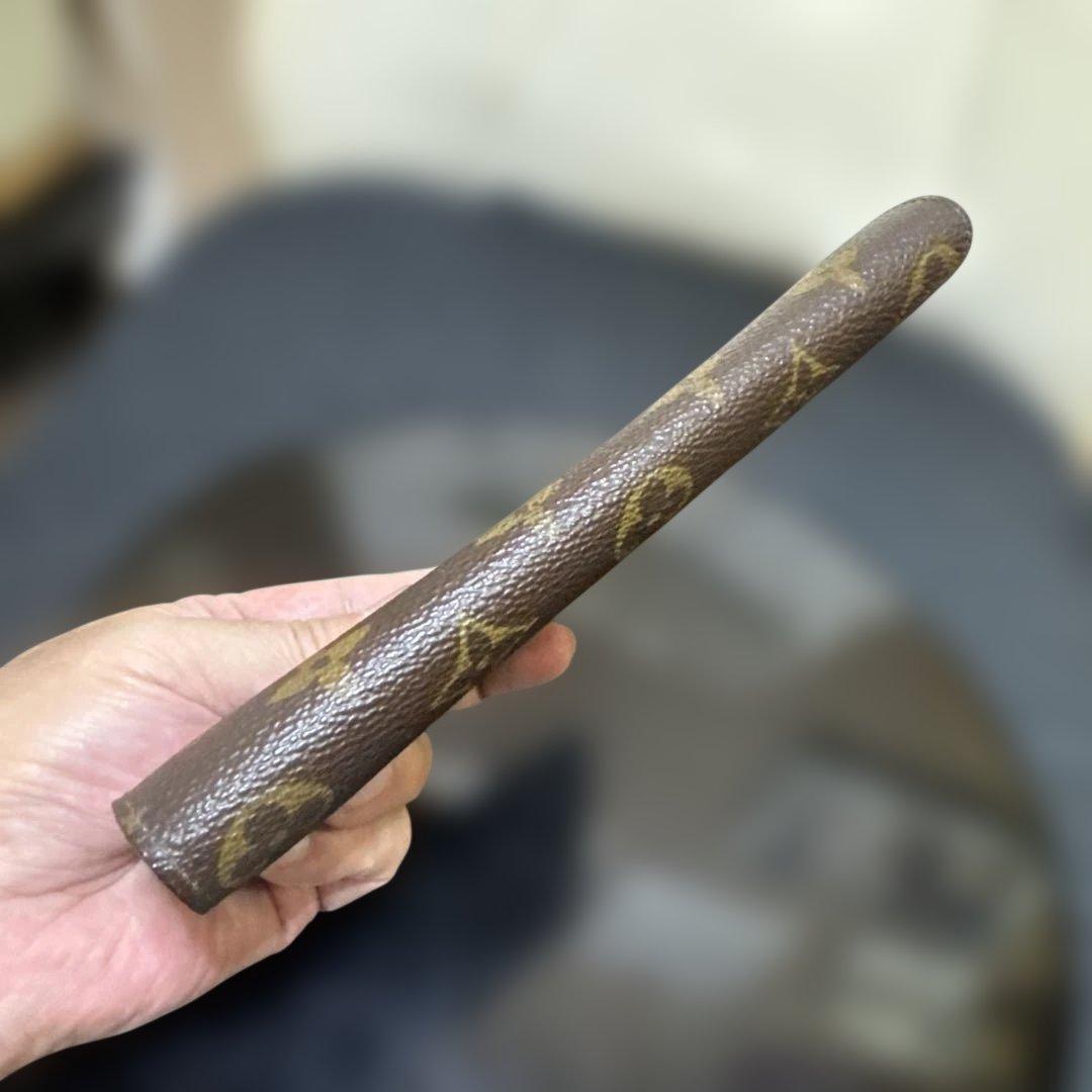 ⑦☆良品☆フラットタイプ♪サラ長財布