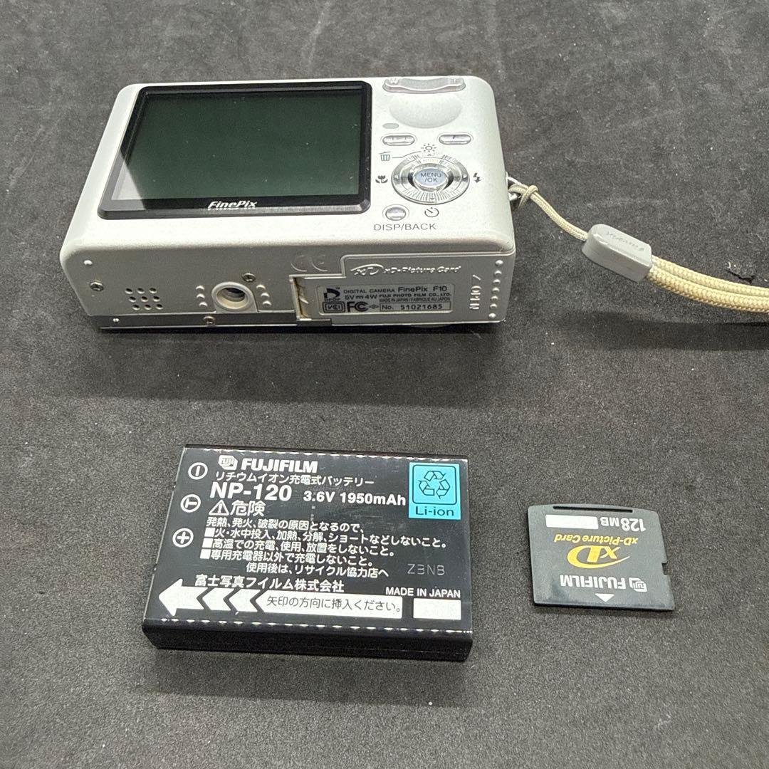 FUJIFILM FinePix F10 デジタルカメラ ジャンク品 箱・付属有
