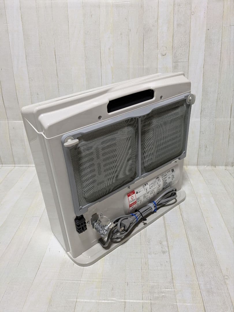 リンナイ　ガスファンヒーター　RC-Y2402PE　 ホワイト ガスホース付き