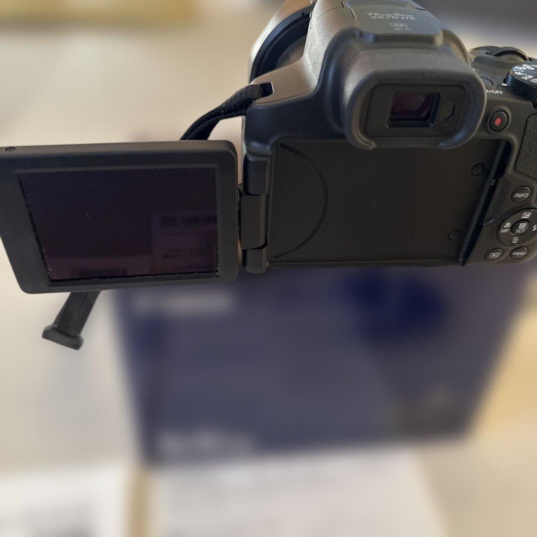 CANON キャノンデジタルカメラ パワーショットSX70光学65倍ズームレンズ