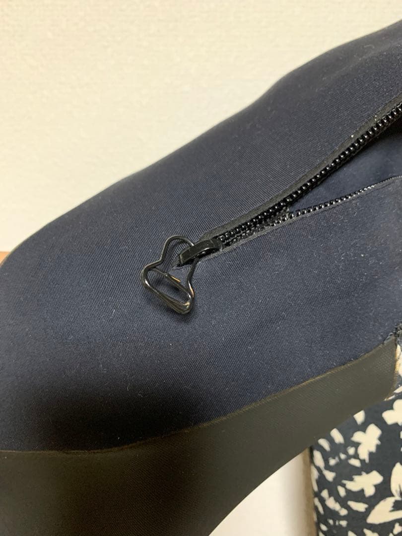 ROXY セミドライスーツ 長袖 ブラック