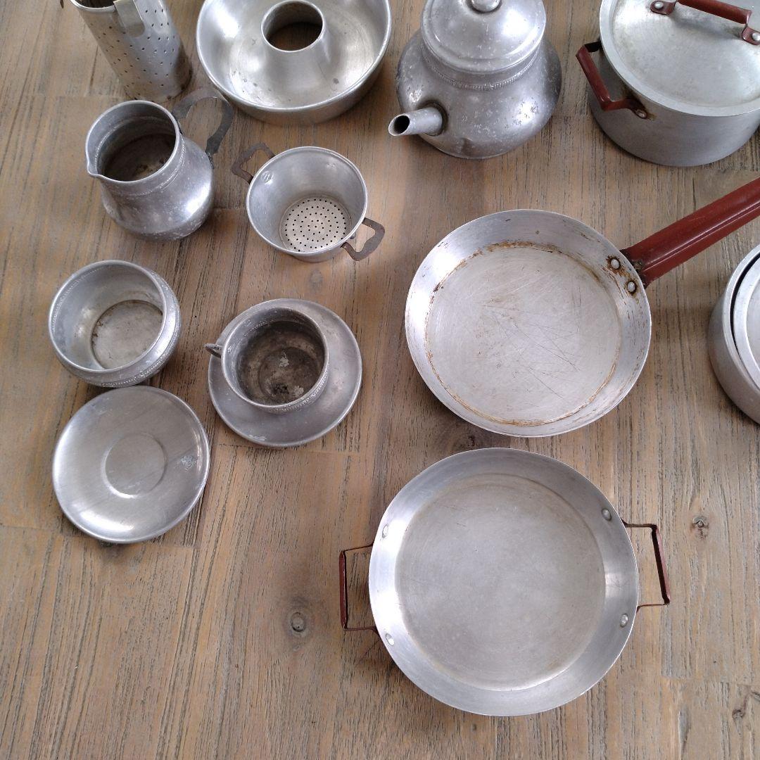 フランスアンティーク/ディネットアルミおままごとセット・ヤカン・鍋他多数