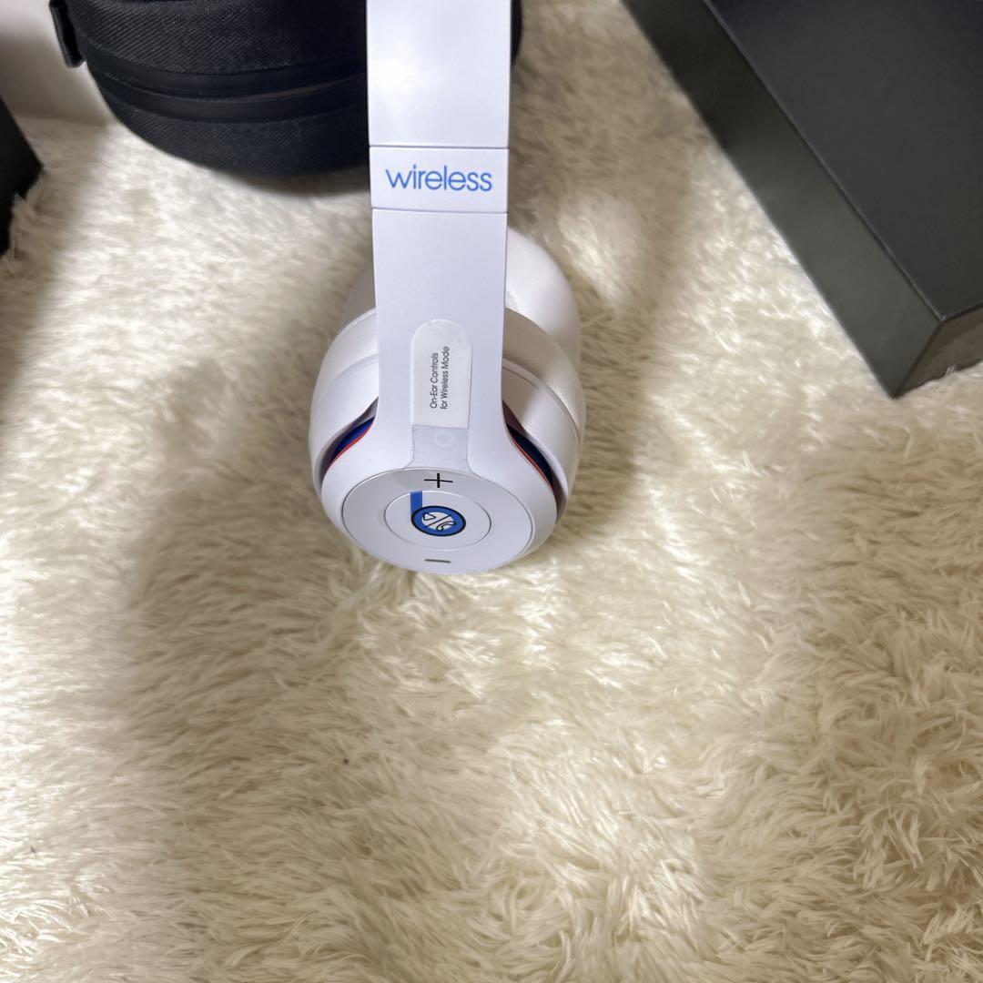 【最終価格】Beats Solo3 Wirelessヘッドホン