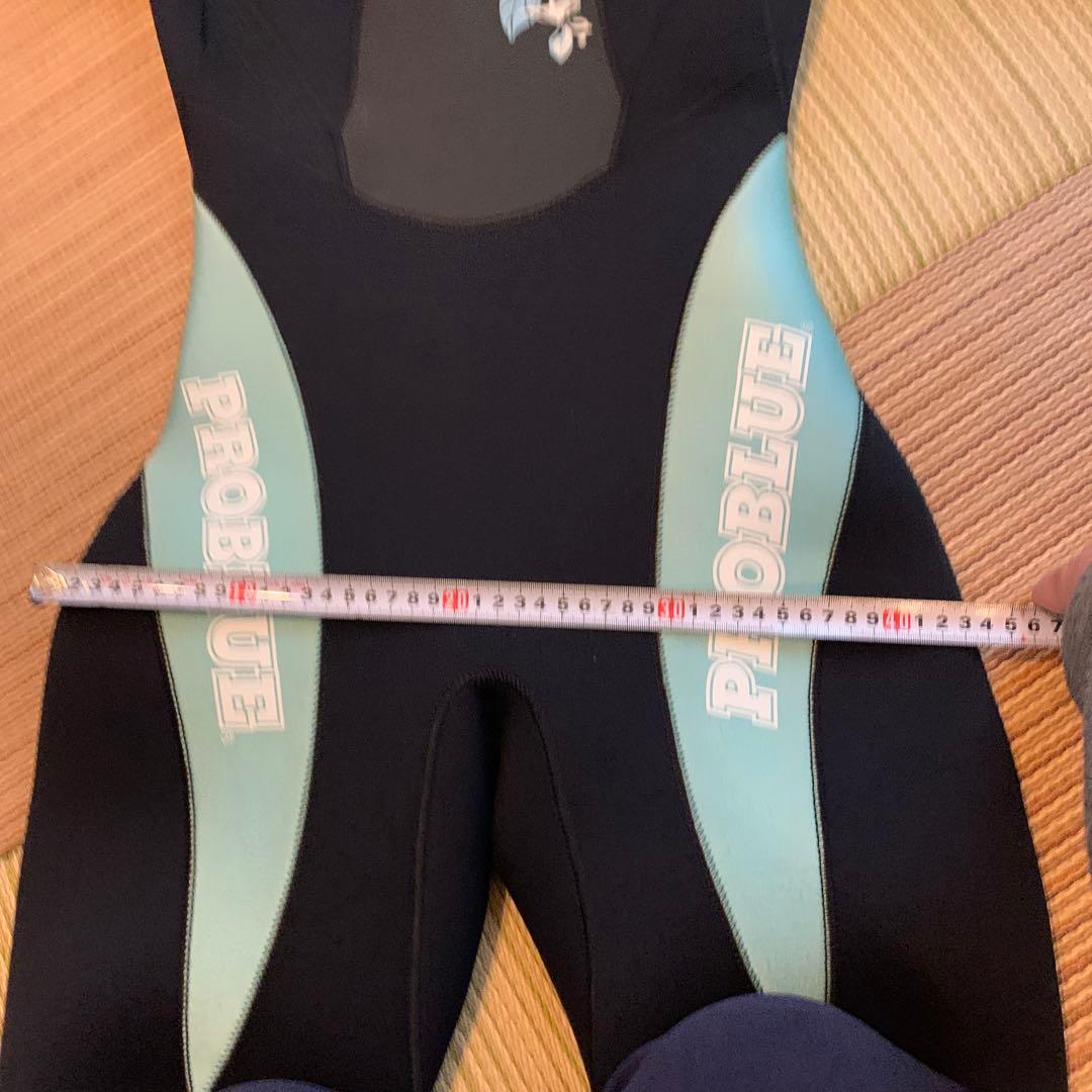 お値下げしました❕ ウエットスーツ　レディース５ミリ