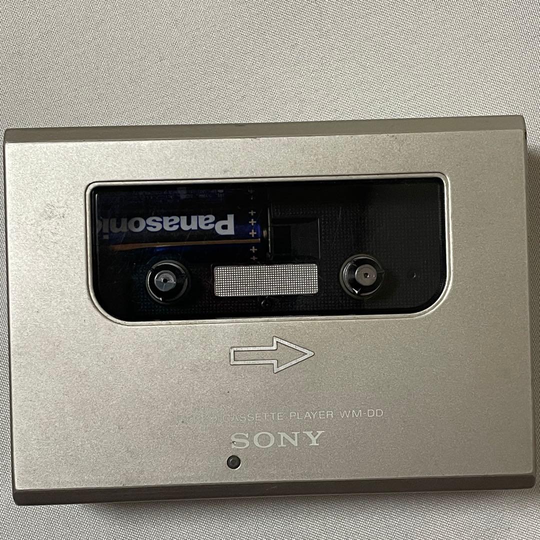 SONY ウォークマンDD カセットプレイヤー 可動品 部品欠けあり