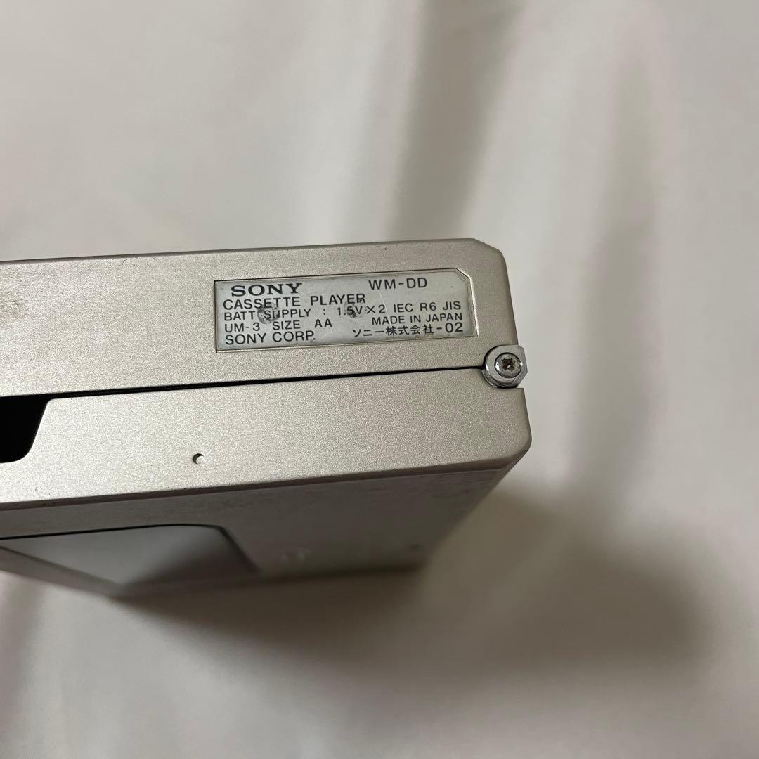 SONY ウォークマンDD カセットプレイヤー 可動品 部品欠けあり