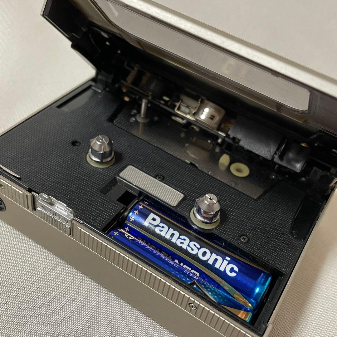 SONY ウォークマンDD カセットプレイヤー 可動品 部品欠けあり