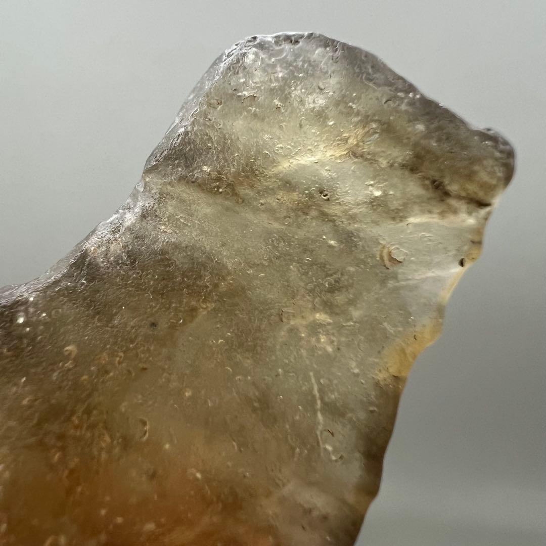 （Libyan32）10.7g稀少ブラックリビアングラス リビア砂漠原石