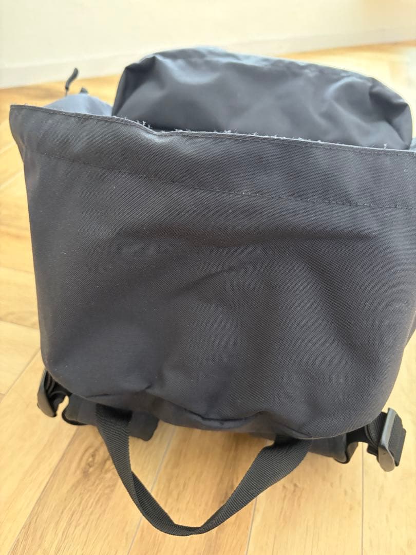 美品　bagjack バッグジャック　デイパッククラシックMサイズ　ブラック