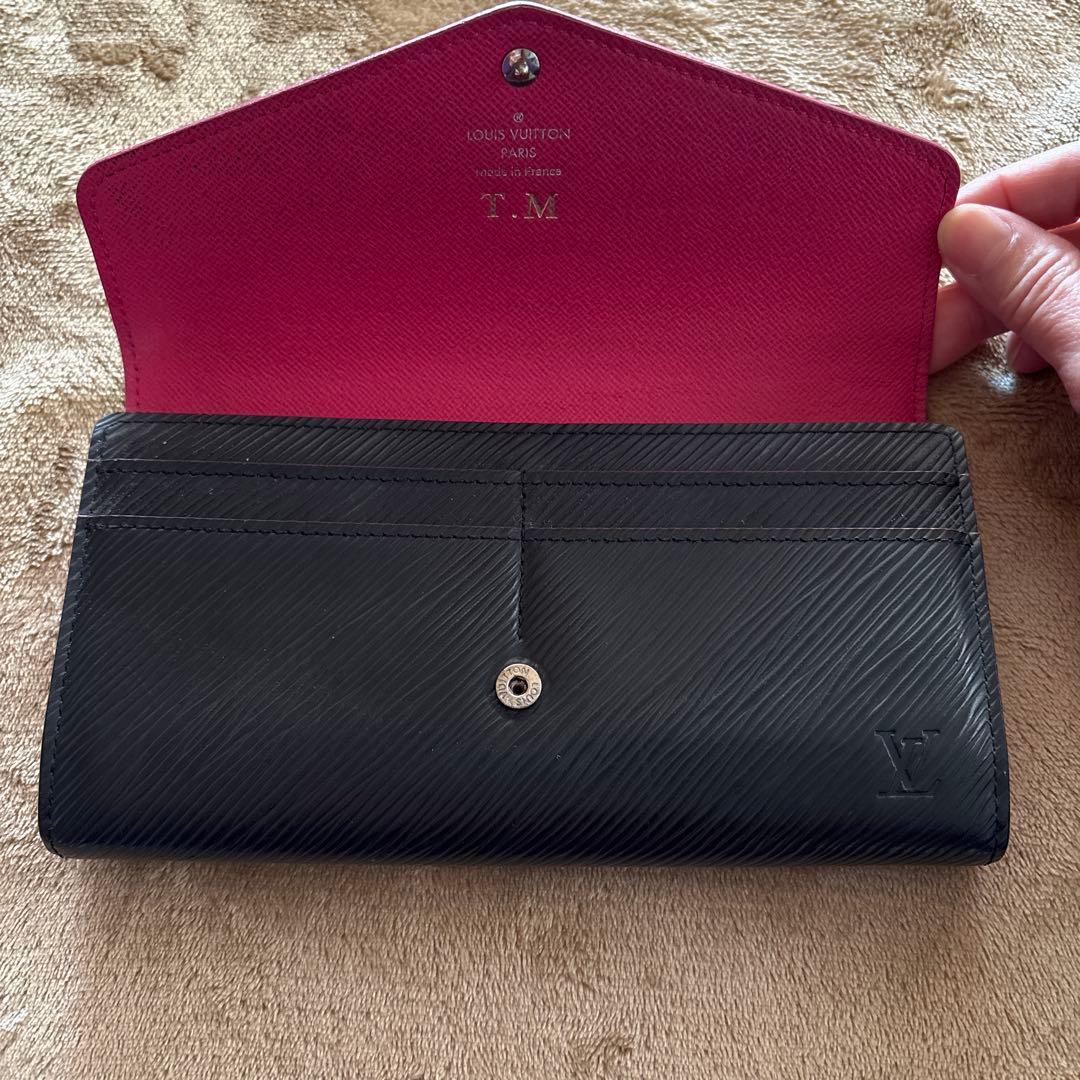 し*ば様 LOUIS VUITTON ポルトフォイユサラ　エピ　ブラック 長財布