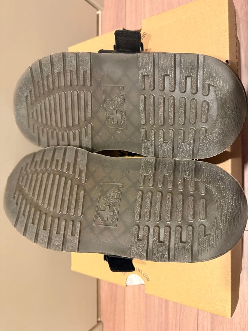 ドクターマーチンDr.MartensジョセフJOSEFサンダル