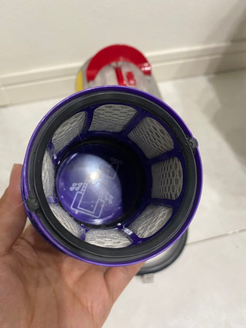 【分解清掃済動作品】ダイソン　SV12コードレスクリーナー本体のみ　純正品