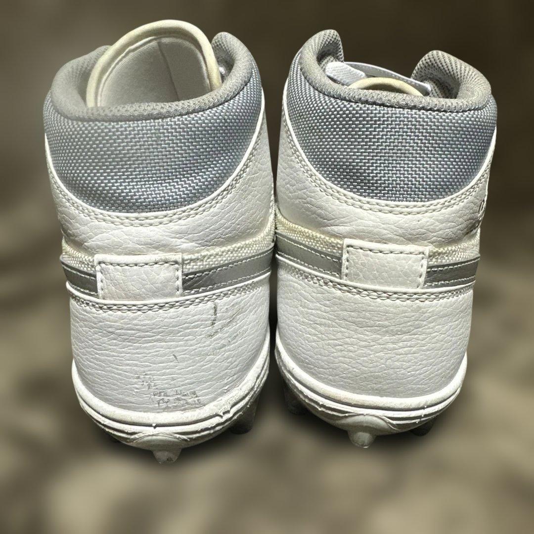 3*7様 【中古】希少 ナイキ エアジョーダン アメフト ポイントスパイク　27