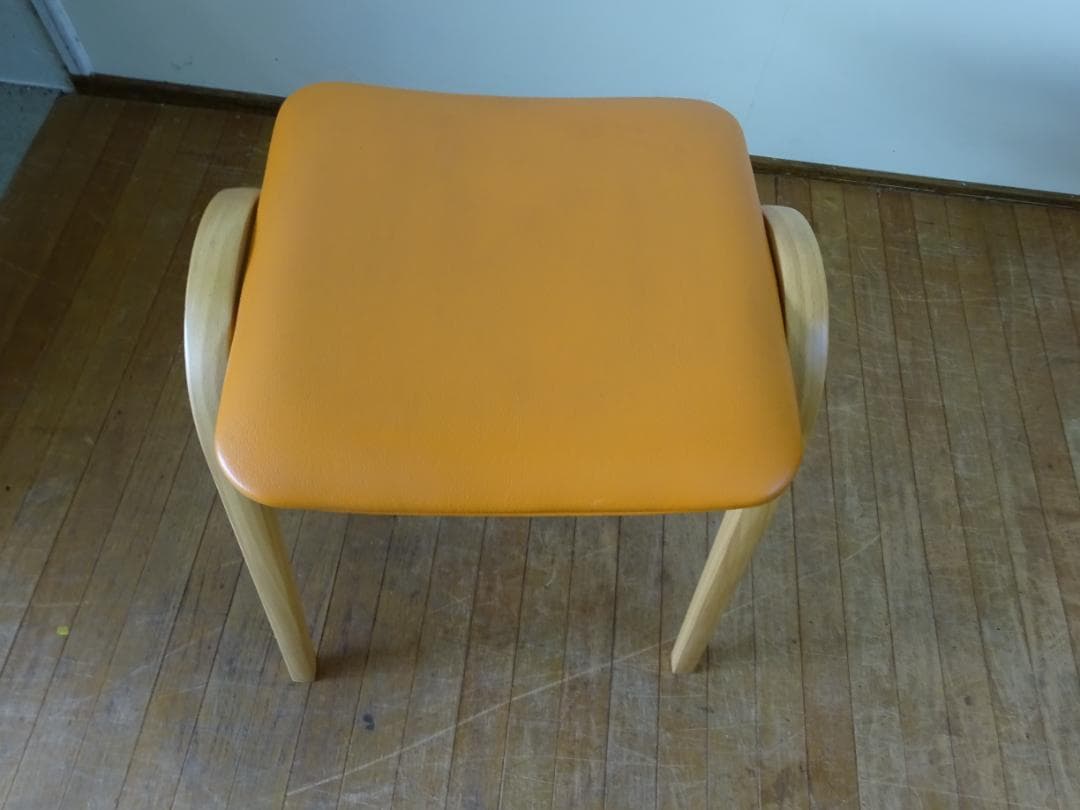 秋田木工　剣持勇　スタッキング　スツール　名作ヴィンテージ　曲げ木　レトロ