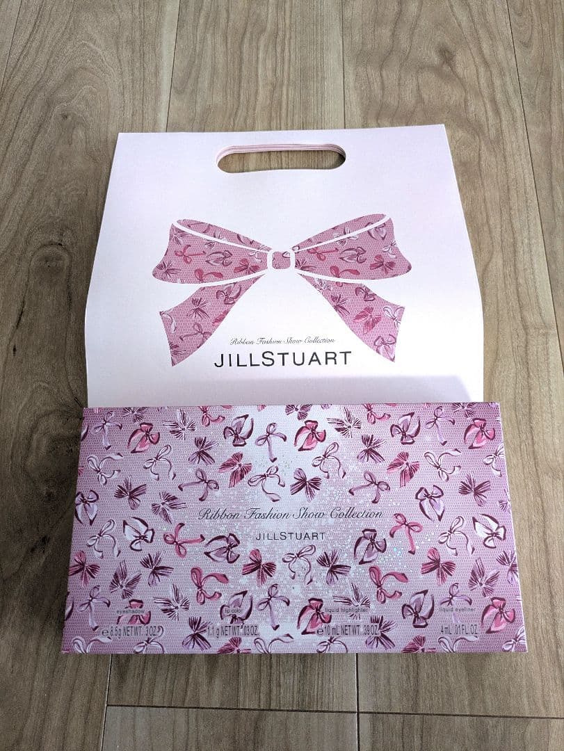 JILL STUART クリスマスコフレリボンファッションショー コレクション