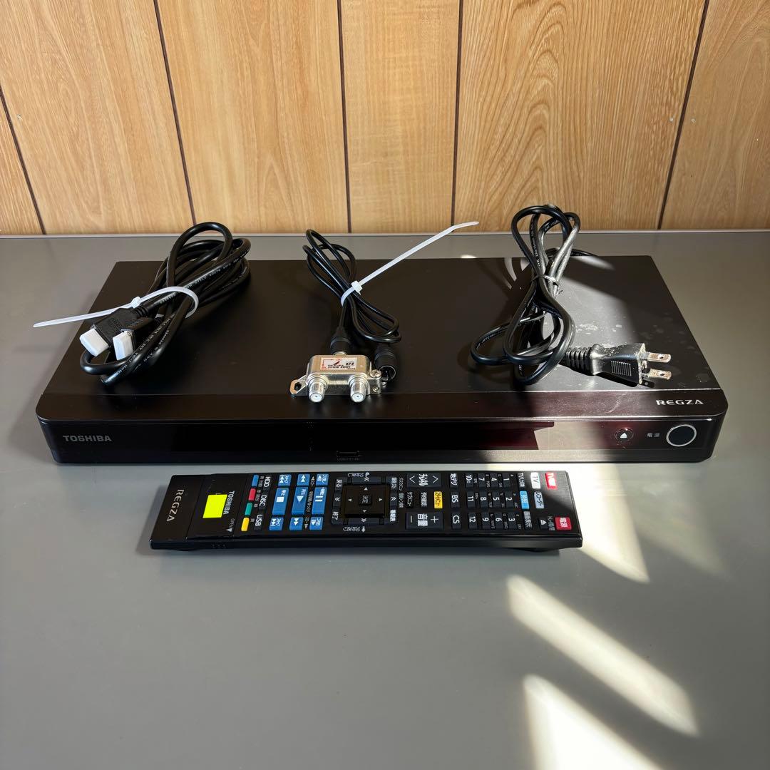 TOSHIBA REGZA DBR-W1010 2022年製