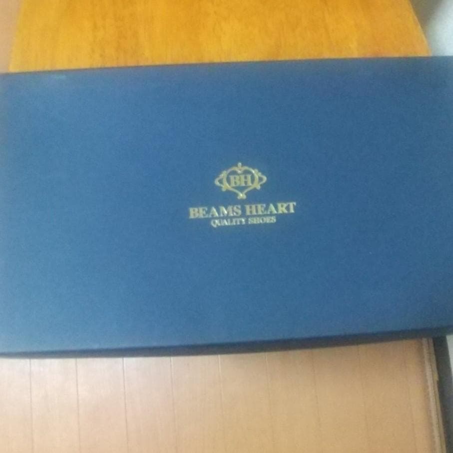 BEAMS HEART ガラスレザー 外羽根 プレーントゥー