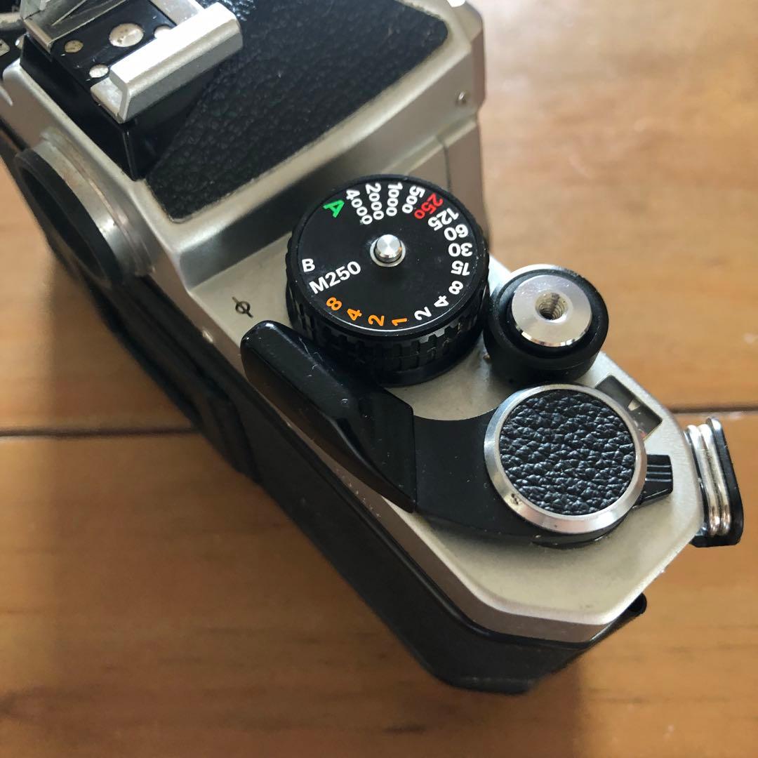 NIKON FE2 本体のみレンズなし