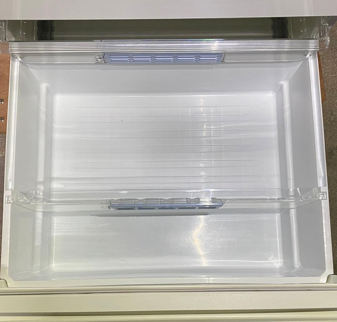 パナソニック　冷凍冷蔵庫　NR-FPM472S-W 2017年製　470L