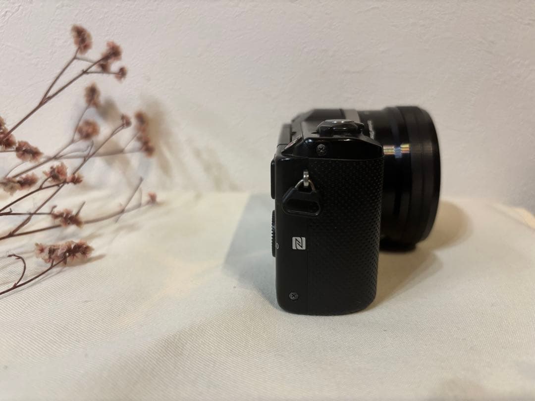 一眼レフ　カメラSONY α5000 ブラック 16-50 S美品