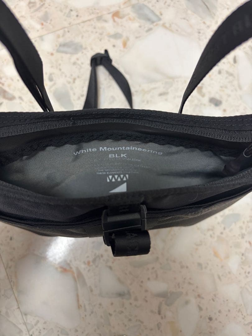 新品未使用WHITE MOUNTAINEERING BRIEFING サコッシュ