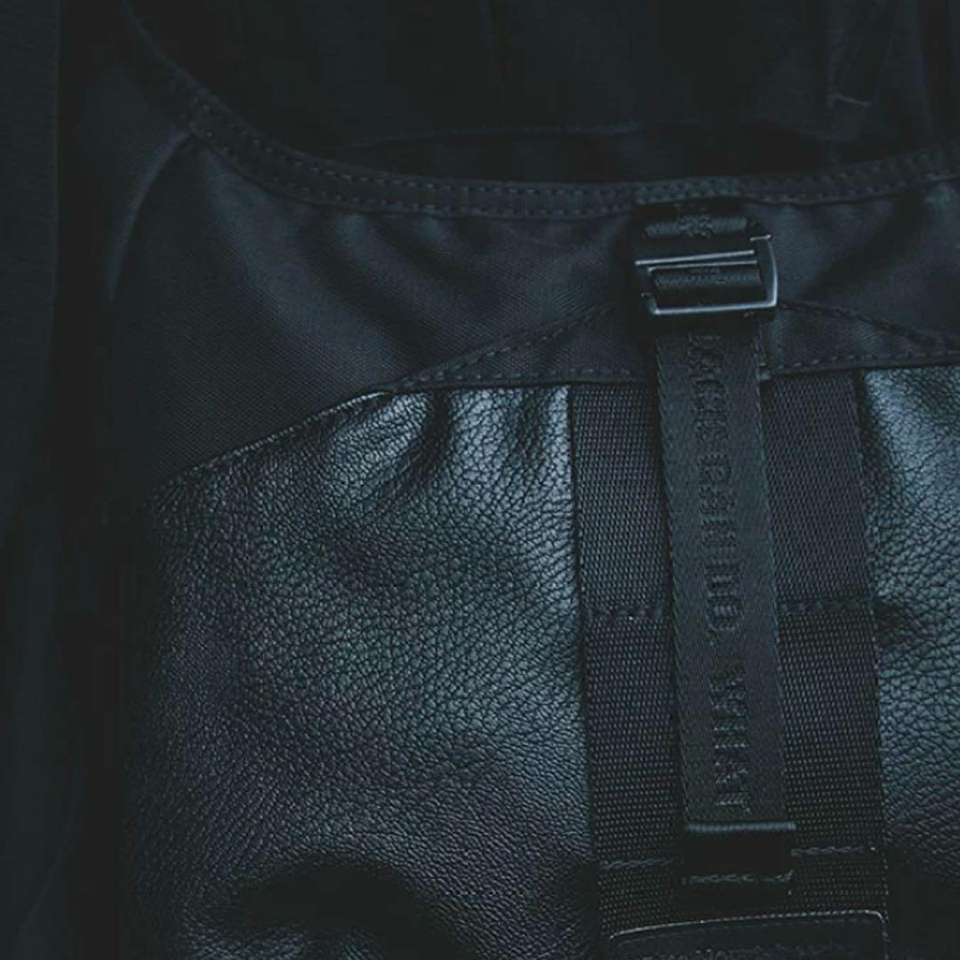 新品未使用WHITE MOUNTAINEERING BRIEFING サコッシュ