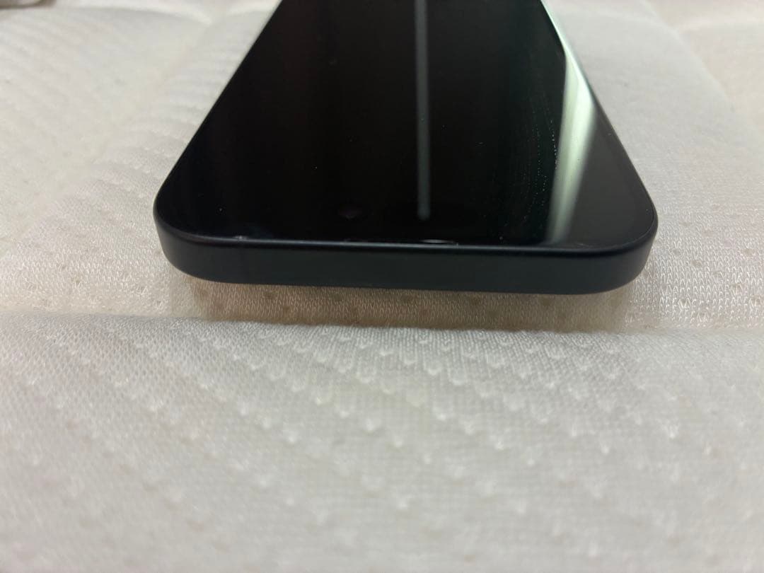 Apple iPhone 16ブラック 本体 128GB 黒　美品