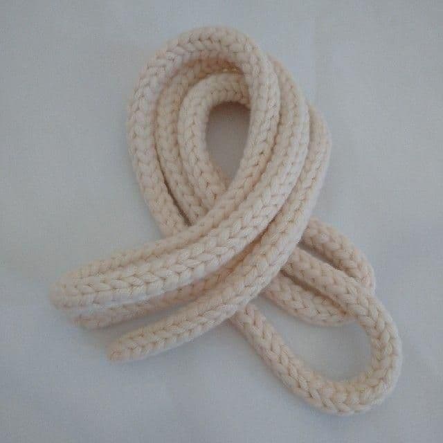 ♥️未使用に近♥美品♥【Cruciani】M クリーム カシミヤカーディガン