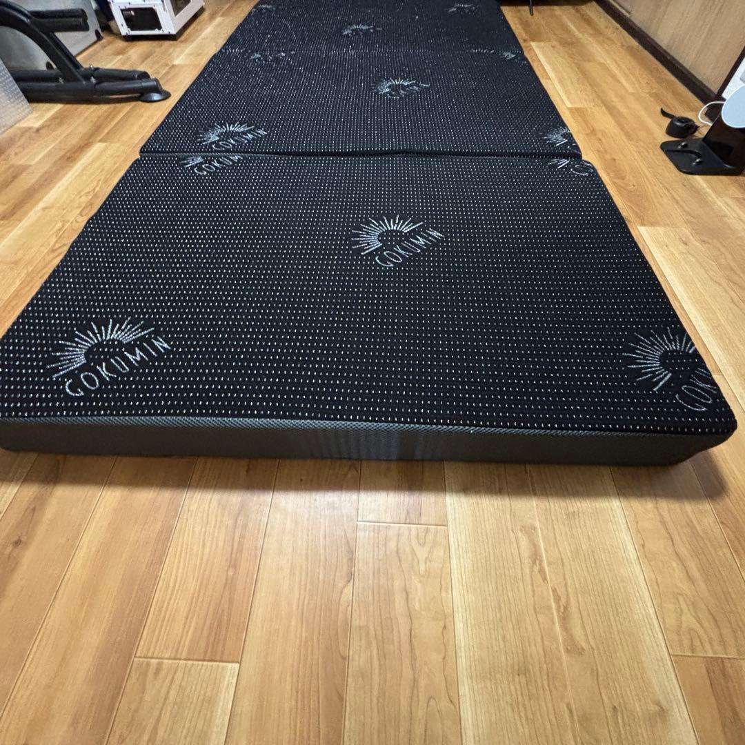 GOKUMIN 三つ折り　シングル　プレミアムグランマットレス　極厚10cm ①