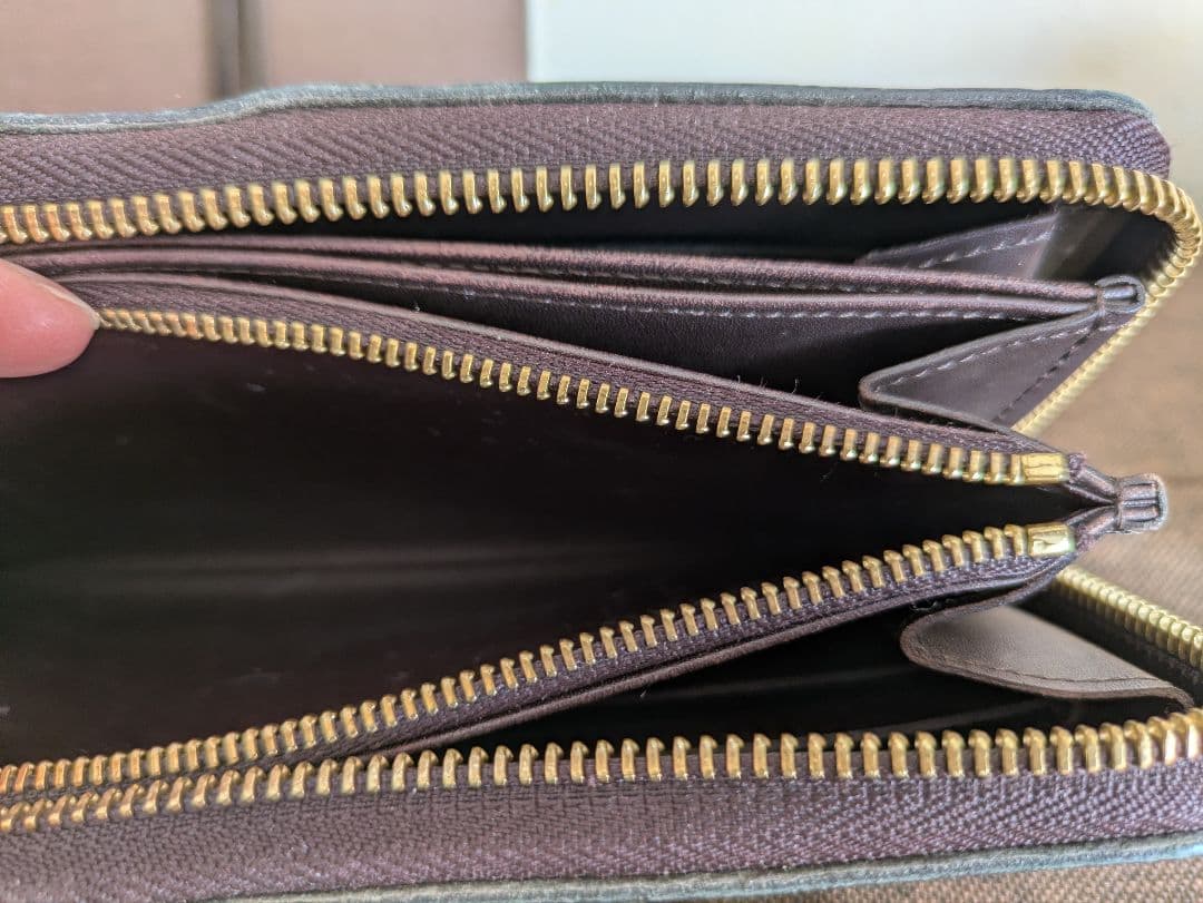 は*ん様 ハ*シ様 ヴィトン アマラント ウォレット ヴェルニ モノグラム　美品