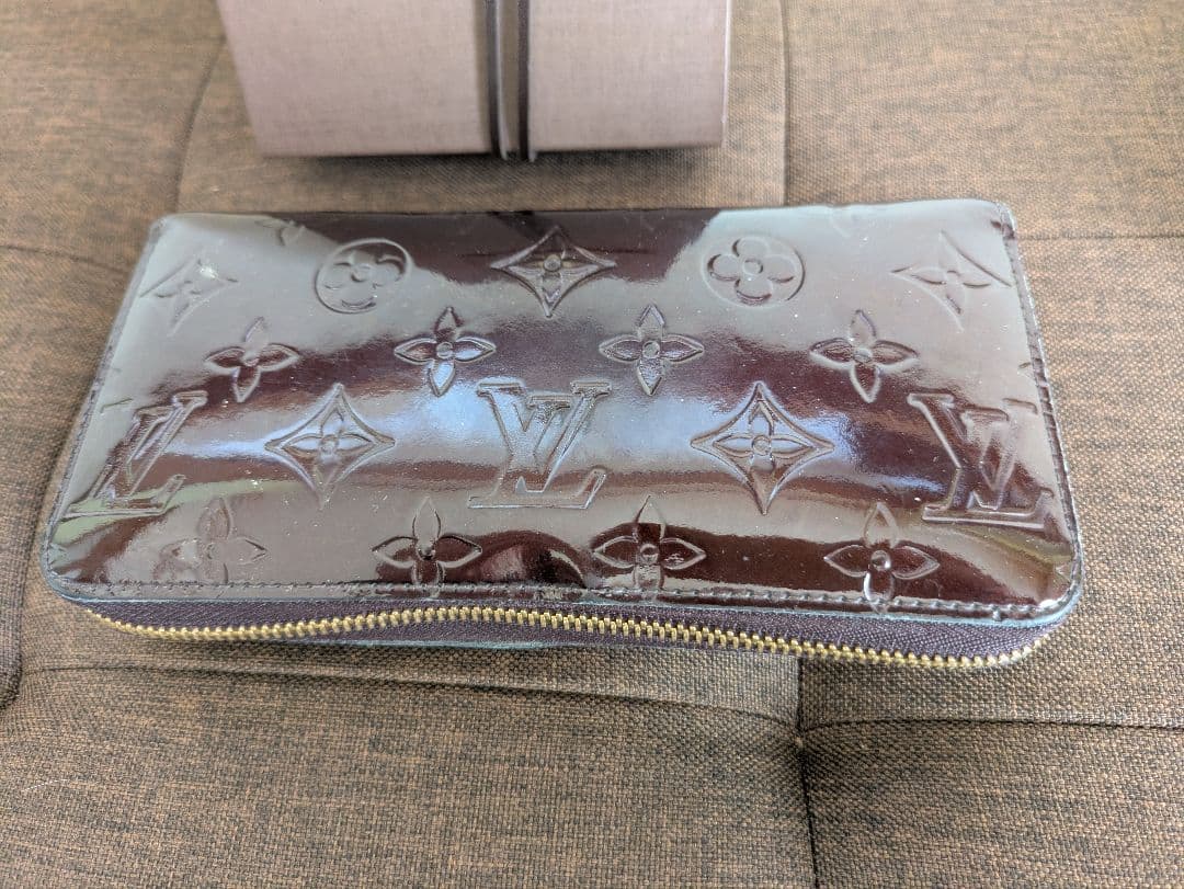 は*ん様 ハ*シ様 ヴィトン アマラント ウォレット ヴェルニ モノグラム　美品