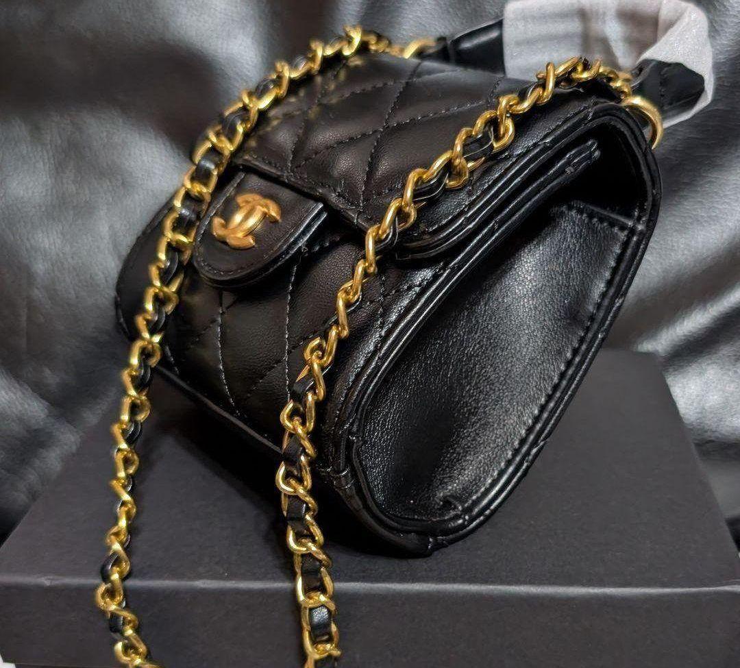 CHANELブラックキルティングショルダーバッグ ミニマトラッセ ノベルティ