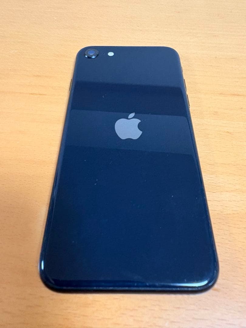 iPhone SE (第3世代) ミッドナイト64G simフリー箱ケーブル付き