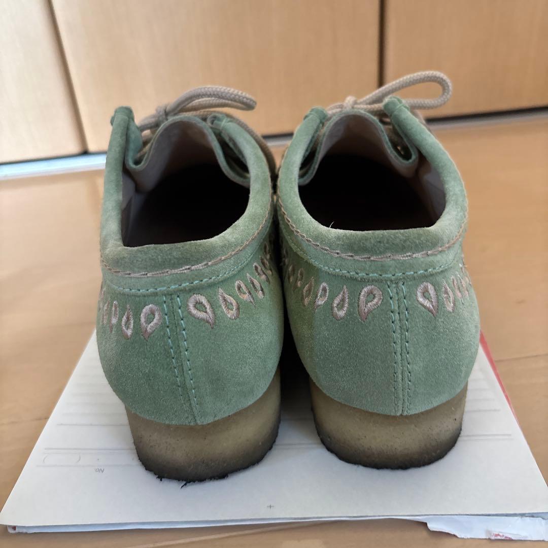 D*a様 CLARKS WALLABEE グリーン　UK8