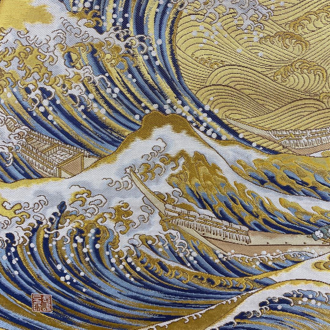 美品 掛け軸 刺繍 瀧本金箔 赤富士図 縁起物 正月掛け 厄除け