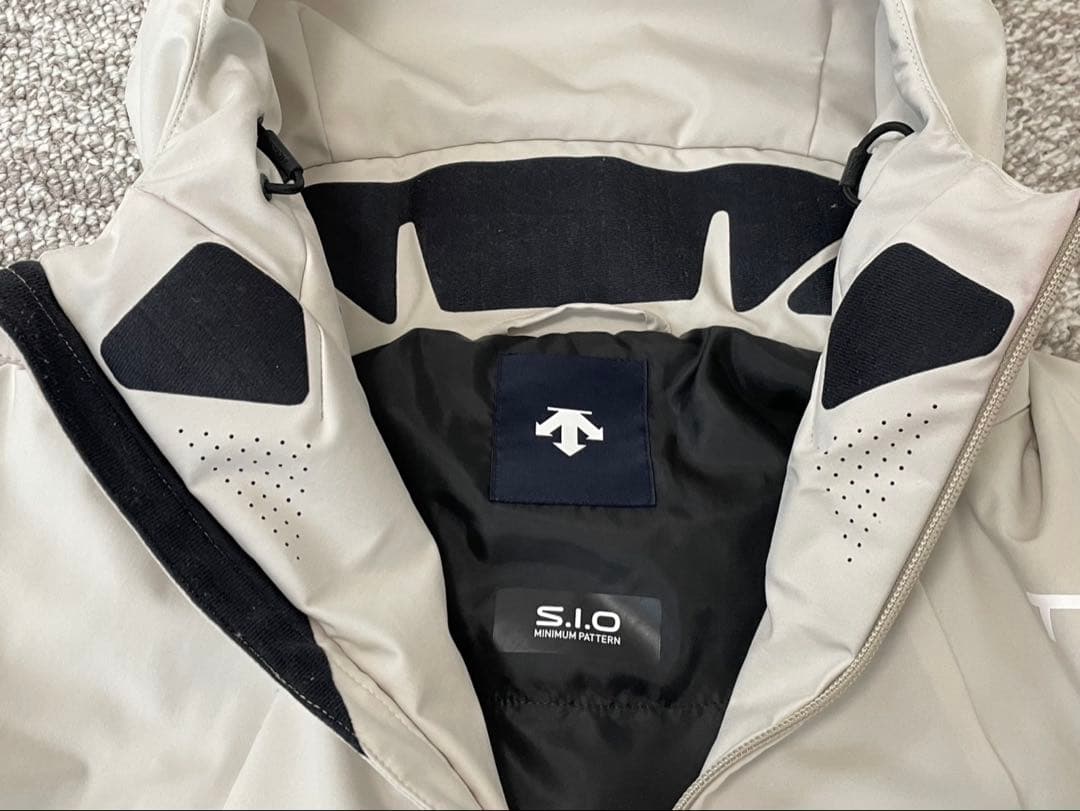 DESCENTE デサントメイトウェア上下セット（2025/2026モデル）