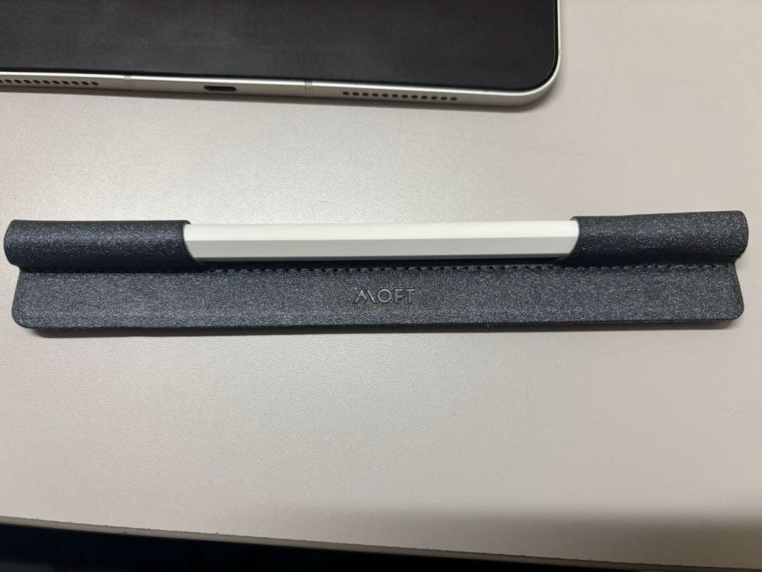 PadAir 第5世代 スターライト Wi-Fi + Cellularモデル