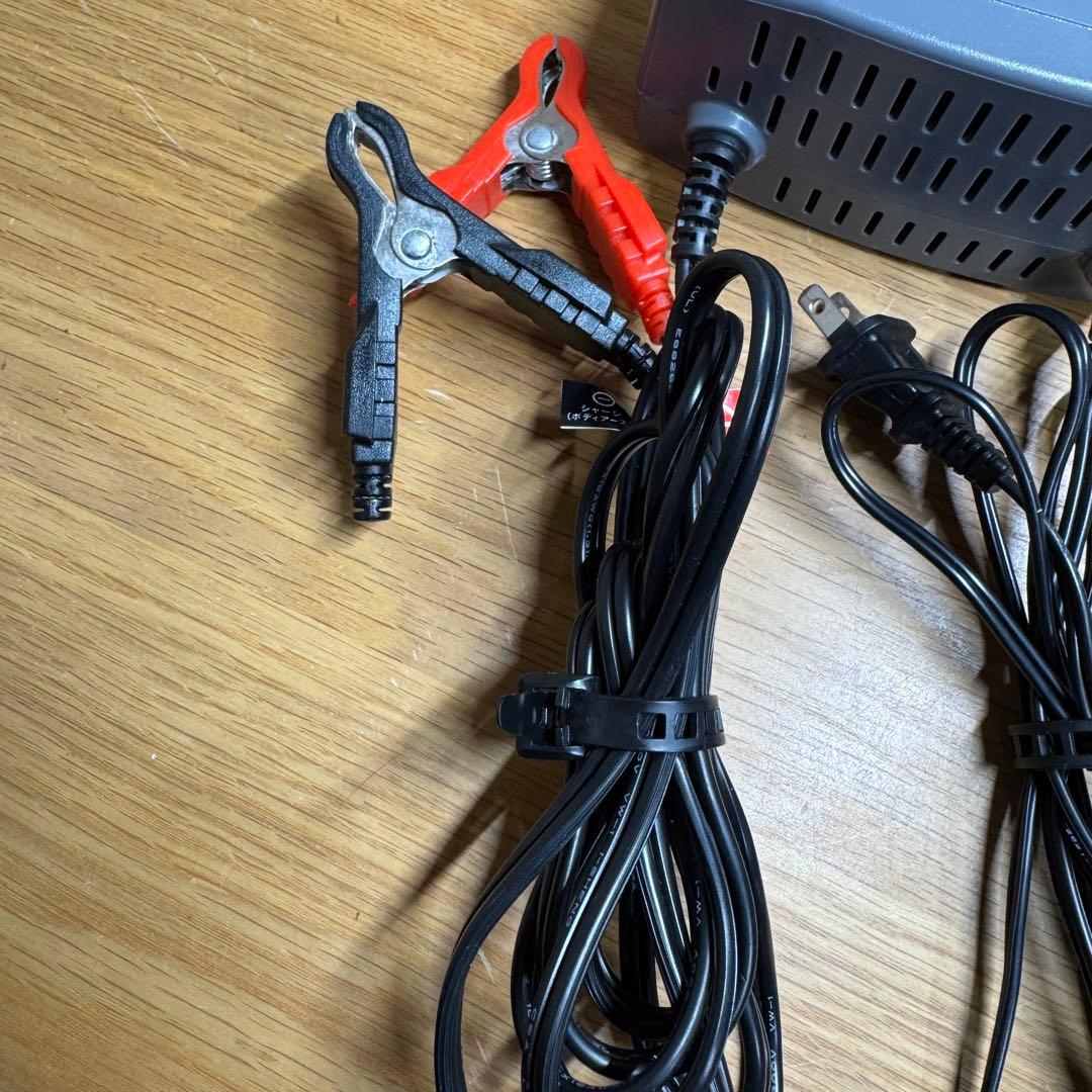 Dr. CHARGER DRC-1000 バッテリー充電器　セルスター