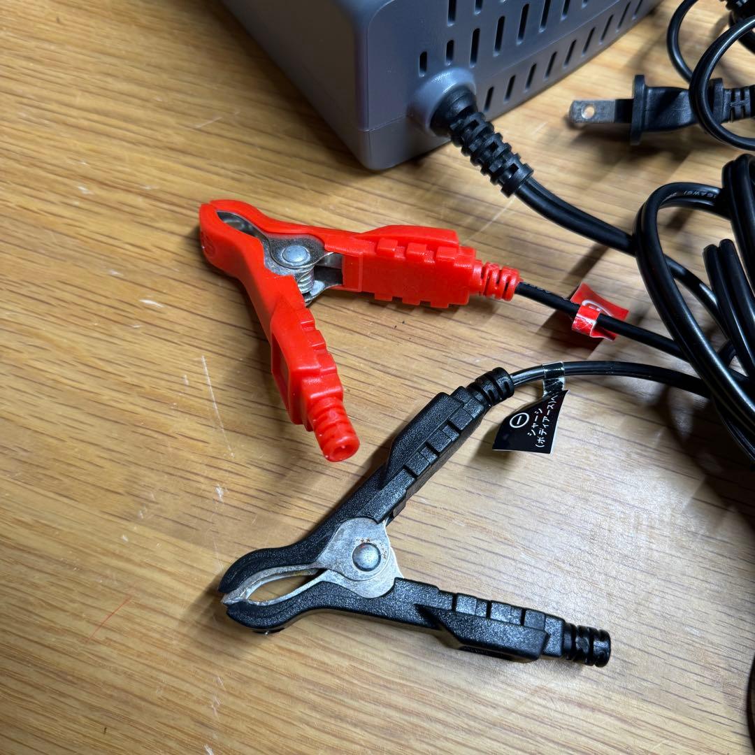 Dr. CHARGER DRC-1000 バッテリー充電器　セルスター