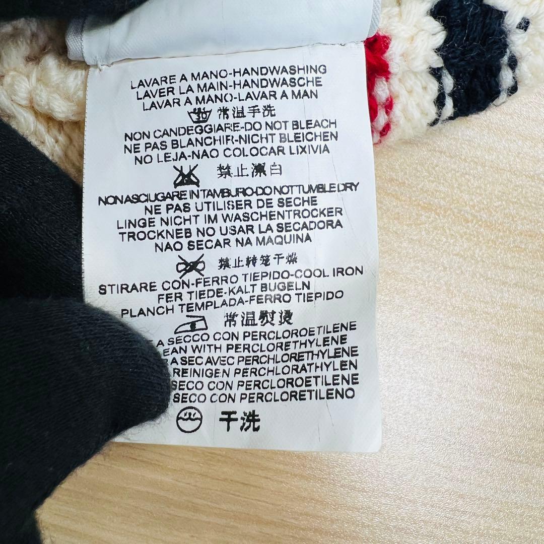 モンクレール ニットキャップ ロゴパッチ オフホワイト