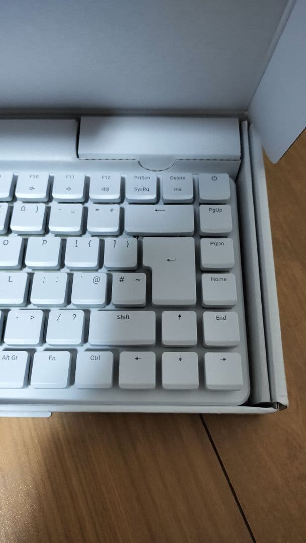 ミニPC Raspberry Pi 500+ (plus) Keyboard