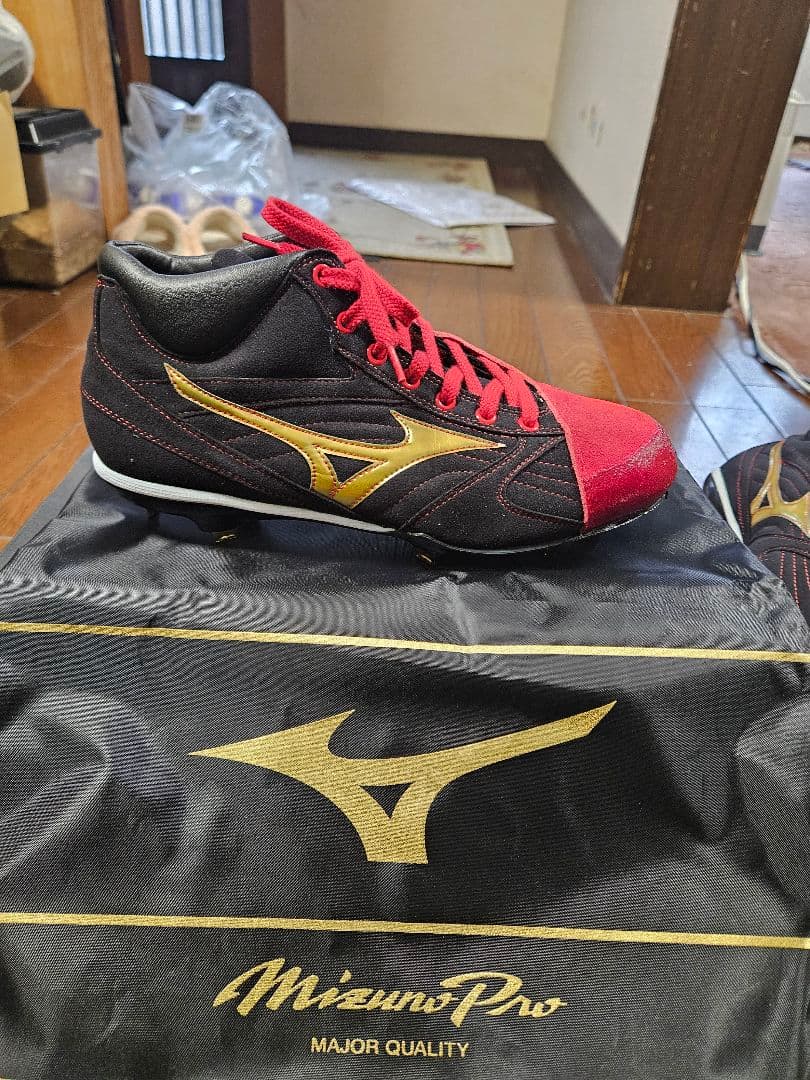 (新品)ミズノプロオーダースパイク25.0cm黒×金