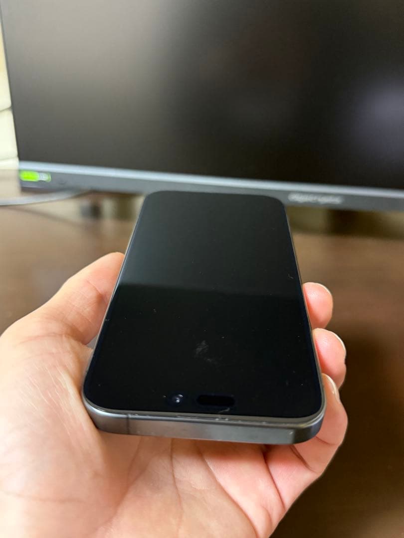 iPhone 15 Pro ブラック 本体