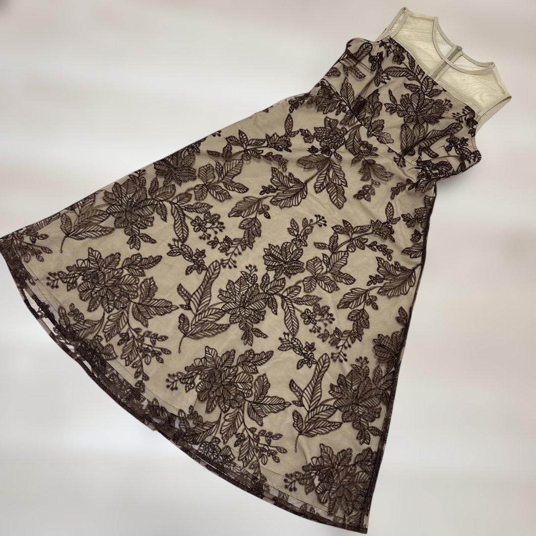 ほぼ新品❤️ Leja チュールパイピングリーフベルト付きAラインワンピース S