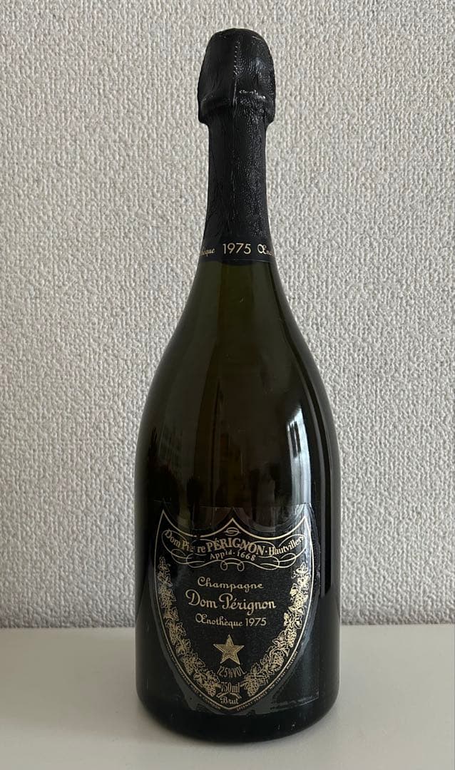 大幅値下げ 超希少 正規品 ドンペリニョン エノテーク 1975年 化粧木箱付