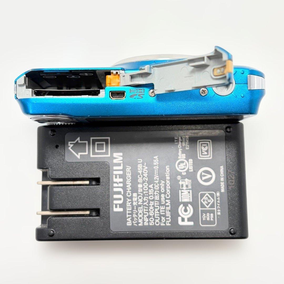 動作品✨FUJIFILM 富士フイルム FinePix JX280 デジカメ